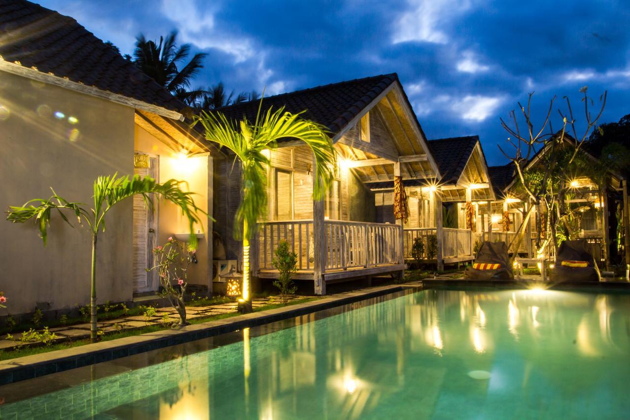 The Syron Huts Lembongan Hotell Exteriör bild