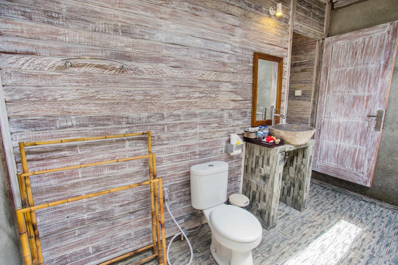 The Syron Huts Lembongan Hotell Exteriör bild