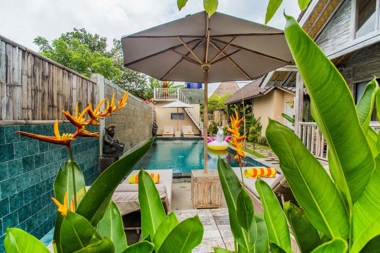 The Syron Huts Lembongan Hotell Exteriör bild