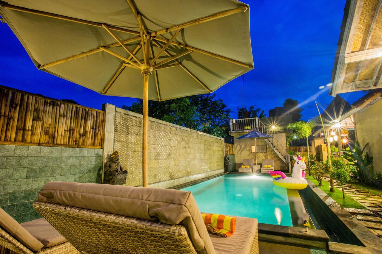 The Syron Huts Lembongan Hotell Exteriör bild