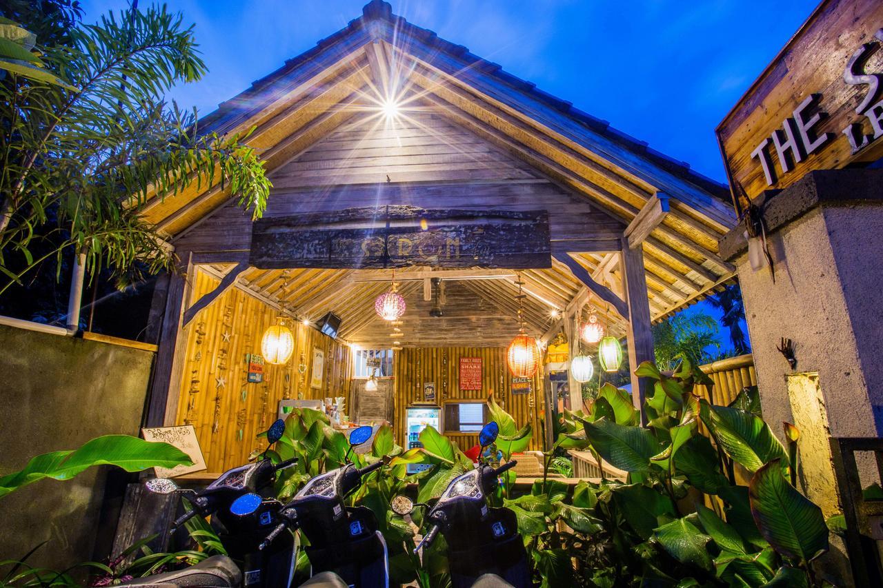 The Syron Huts Lembongan Hotell Exteriör bild