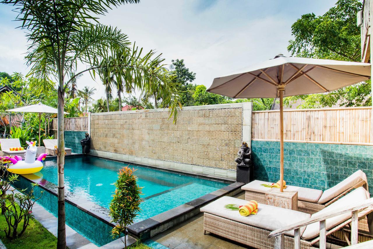The Syron Huts Lembongan Hotell Exteriör bild